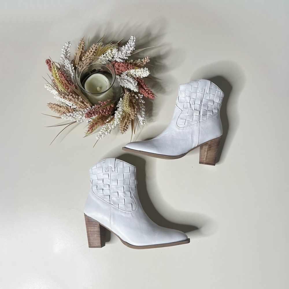 Women's White Leather Ankle Boots